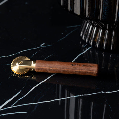 pasta & pastry cutter, brass, fluted-edged blade - Marcato
