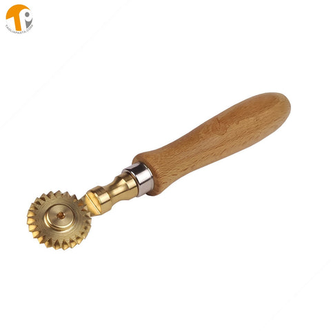 pasta & pastry cutter, brass, fluted-edged blade